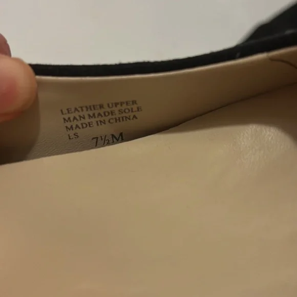 Bettye Muller Concept leather and suede block pointy toe black heels - Picture 9 of 9